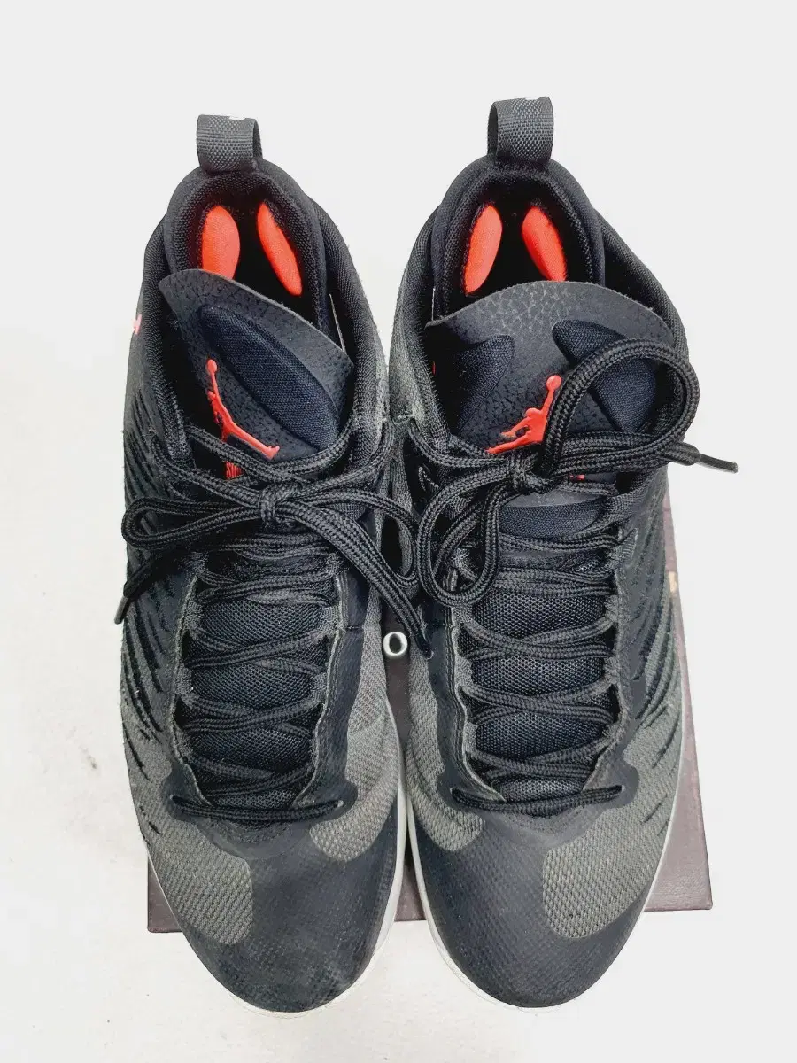 thumbnail-5